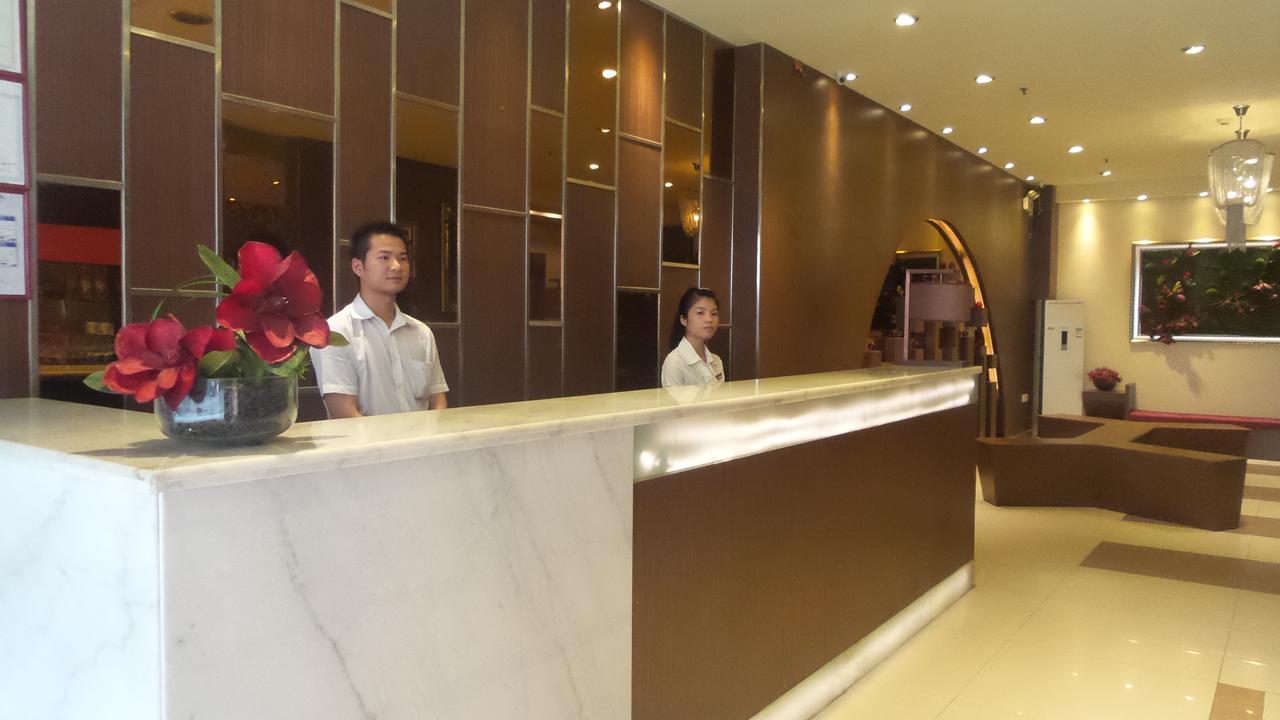V8 Hotel Xilang Subway Branch Canton Esterno foto