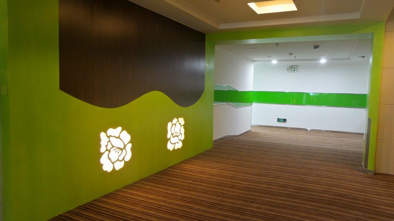 V8 Hotel Xilang Subway Branch Canton Esterno foto